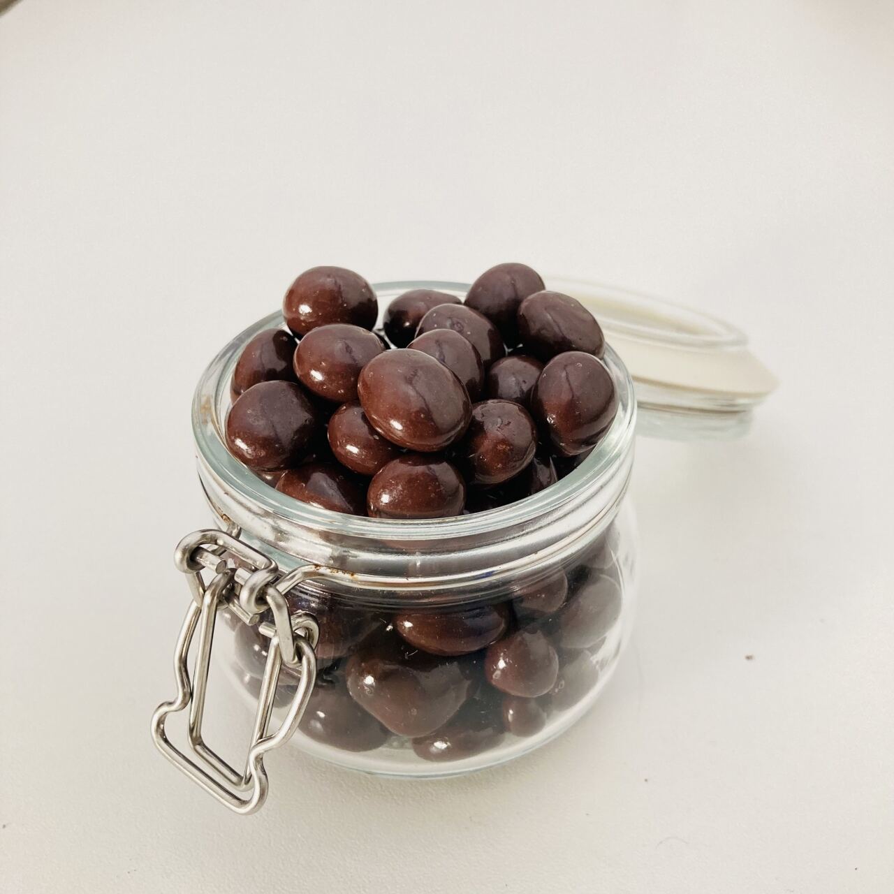 Nasik - Finomságok - Étcsokis kávé - rendelj a Menő-jövő webáruházból