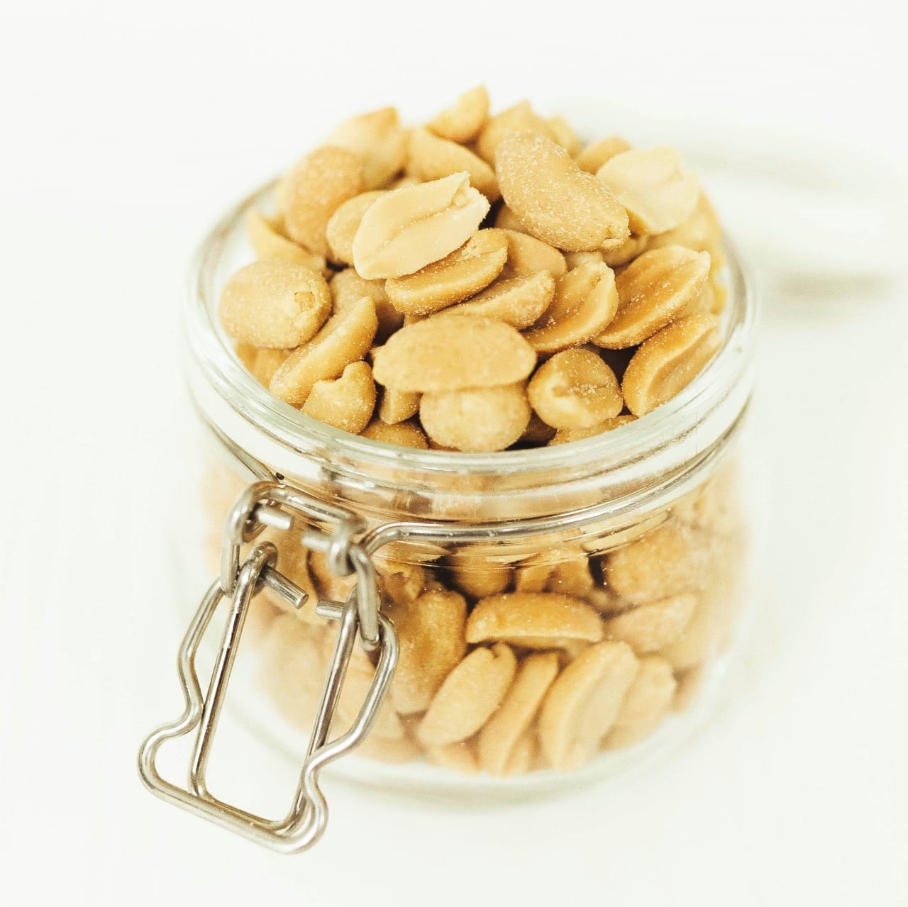 Magok és Aszalványok - Sós pörkölt földimogyoró - rendelj a Menő-jövő webáruházból