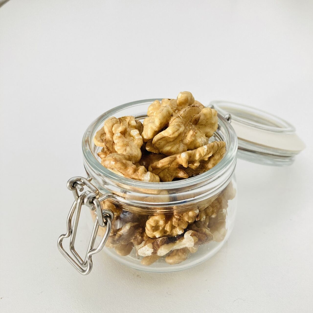 Magok és Aszalványok - Dióbél apró - rendelj a Menő-jövő webáruházból