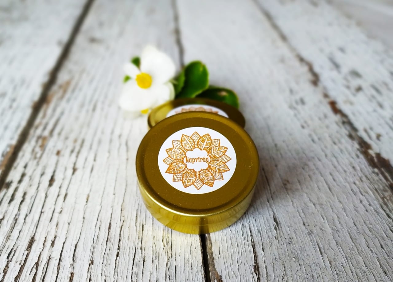 Natúrkozmetikumok - Ajakbalzsam diós-mézes - rendelj a Menő-jövő webáruházból